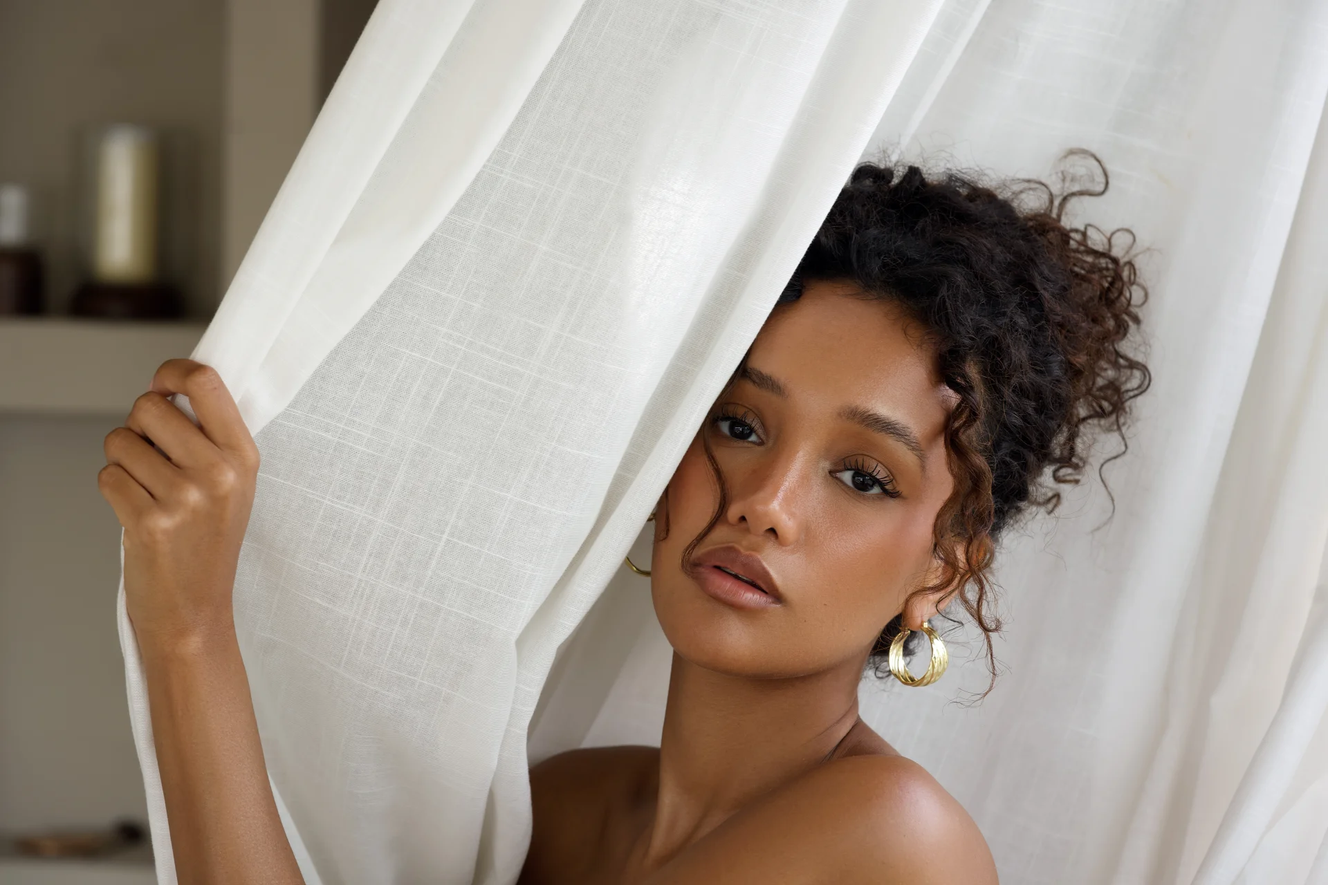 VIVA JEWELLERY –  Brand Strategy & Visual Identity Case