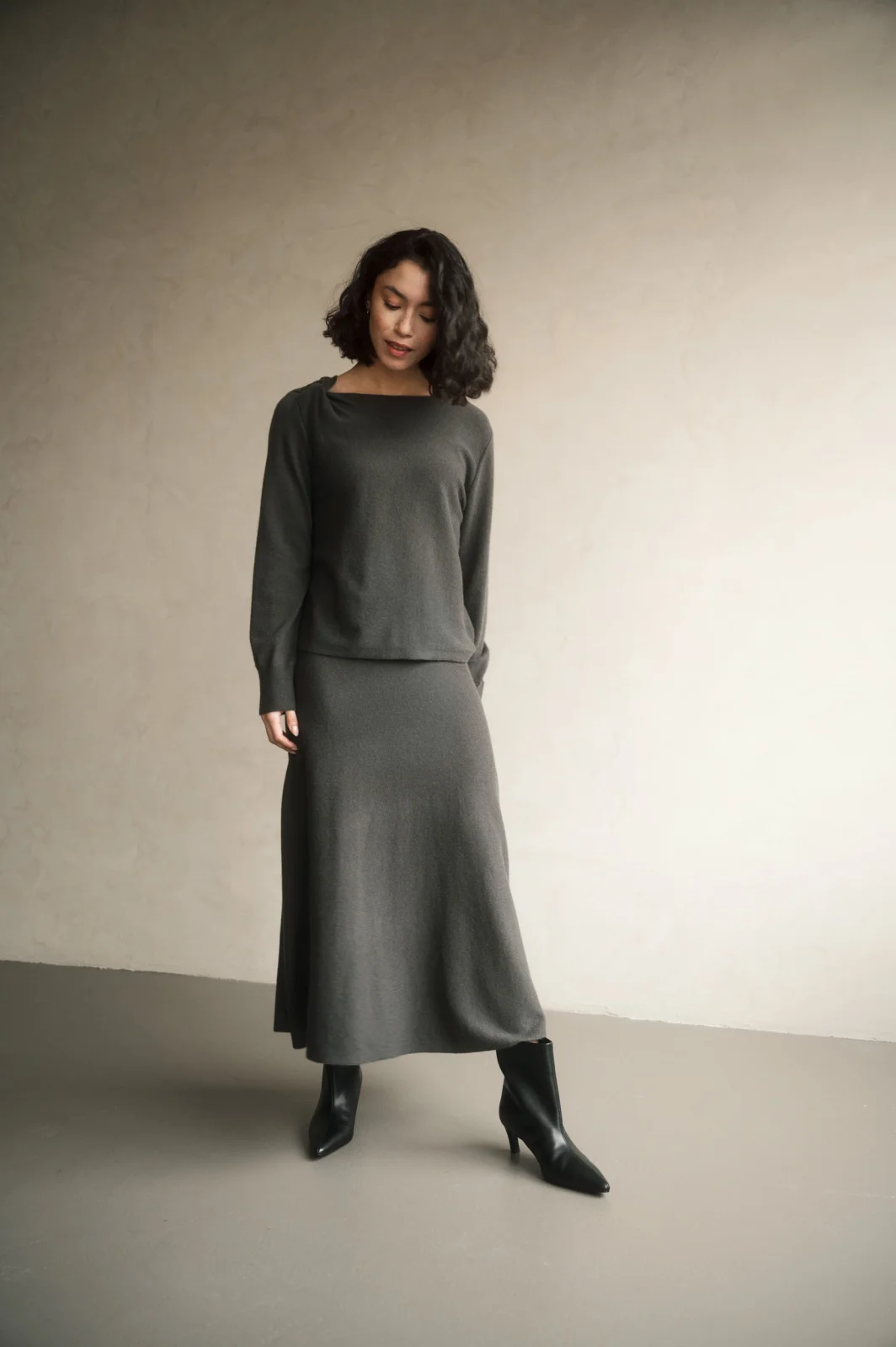 Emotions womenswear AW-campaign in studio