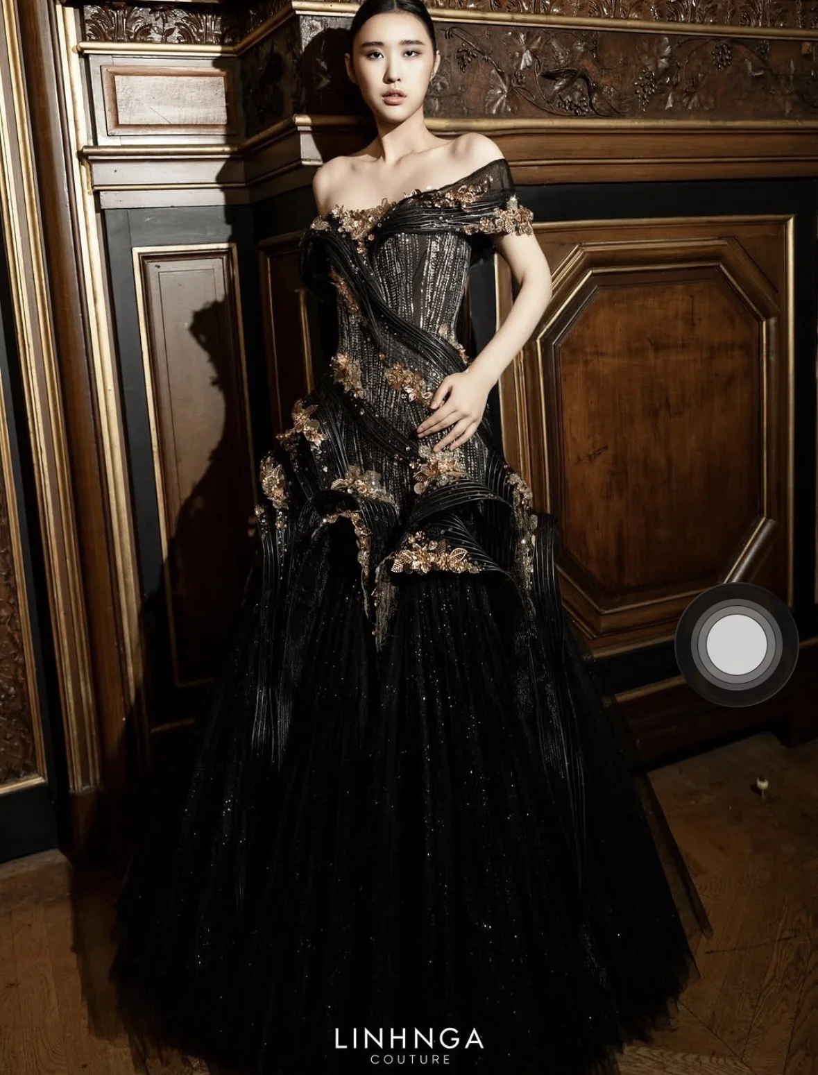 Paris Fashion Week - LINHNGA Couture