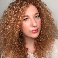 Olena Content Creator, Product Videographer