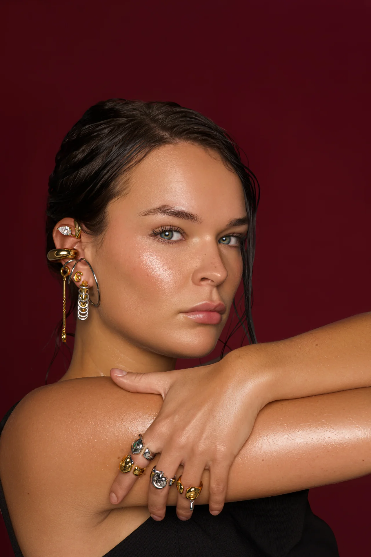 GOMPHI – Jewellery Visual World Case 